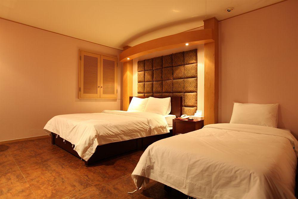 Kōyō Abata Business Hotel מראה חיצוני תמונה