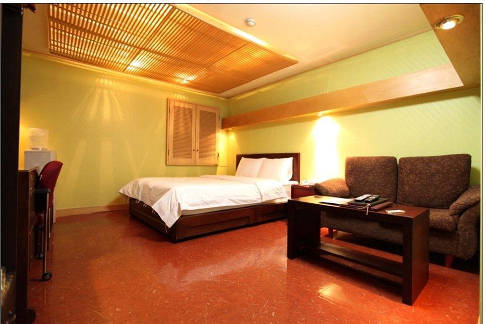 Kōyō Abata Business Hotel מראה חיצוני תמונה