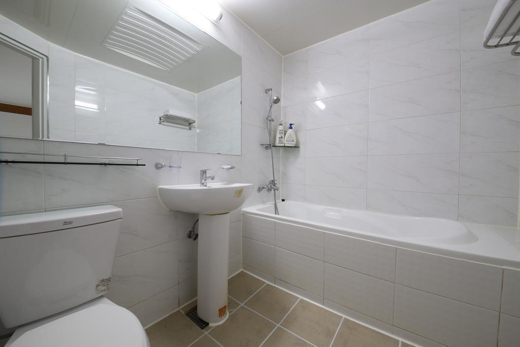 Kōyō Abata Business Hotel מראה חיצוני תמונה